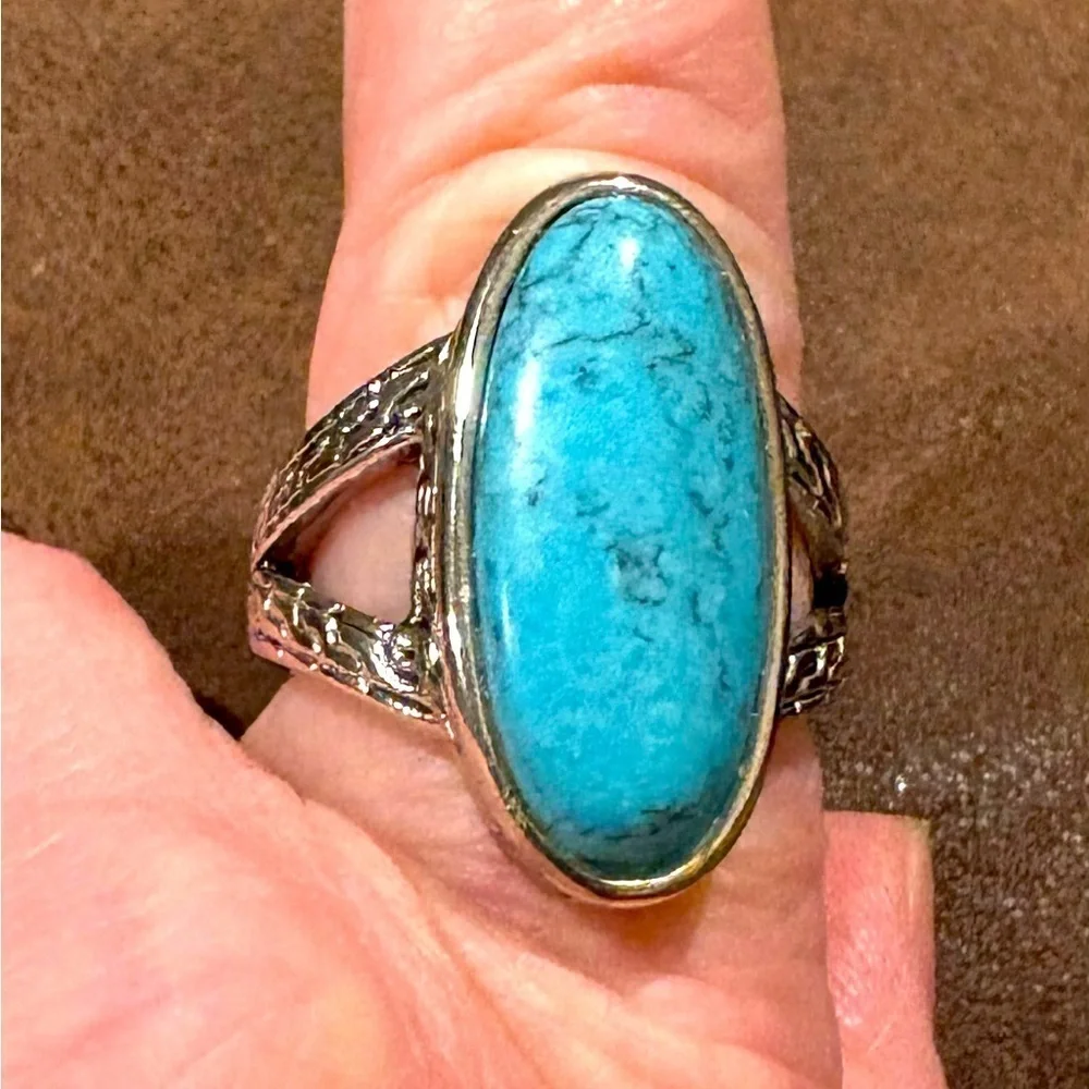 Fashion turquoise silver tone Women’s Ring Size 9